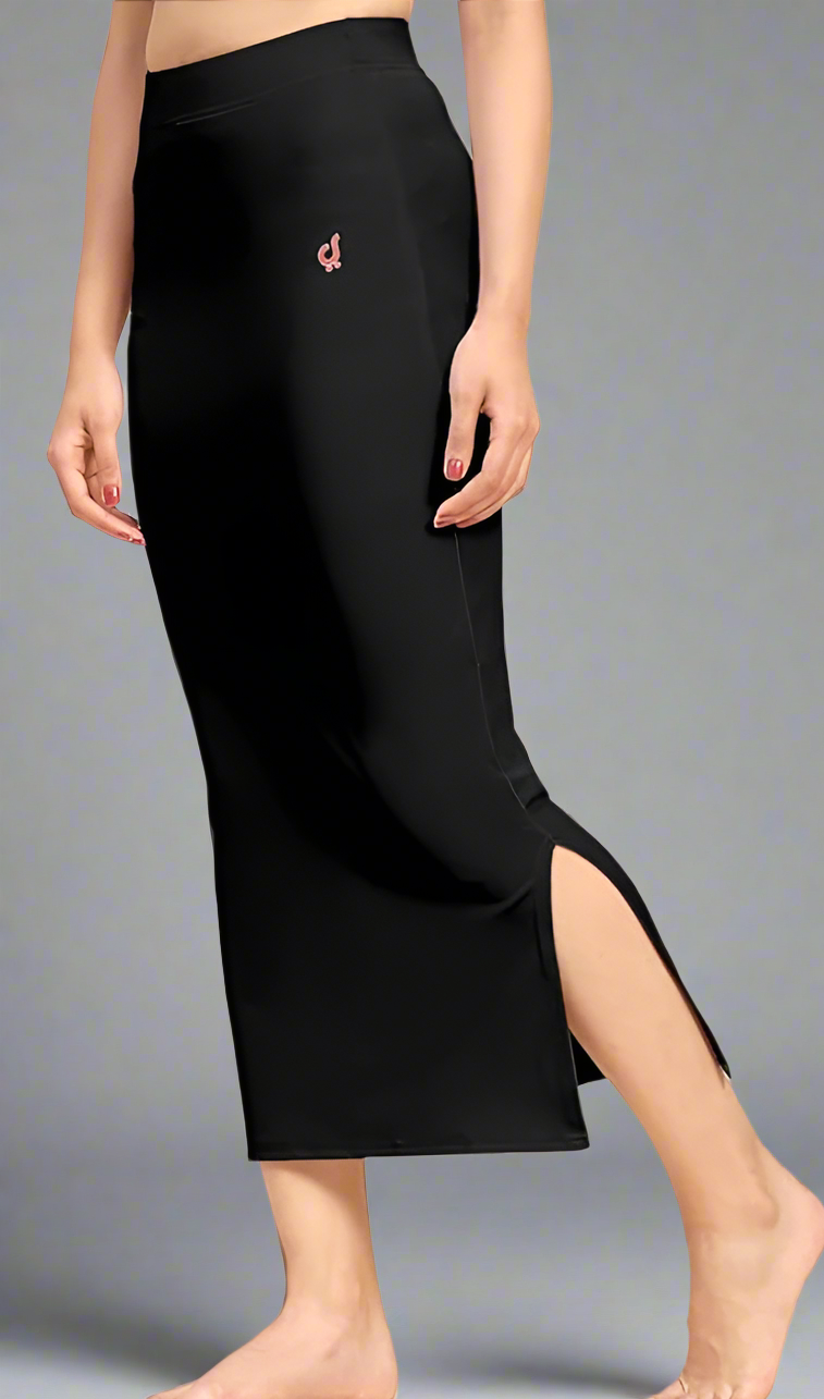 Saree Shaper – Comfort & Elegance for Every Drape