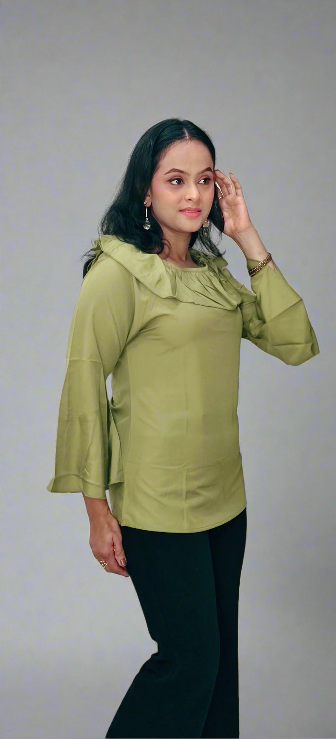 Casual Bell Sleeves Solid Women Green Top