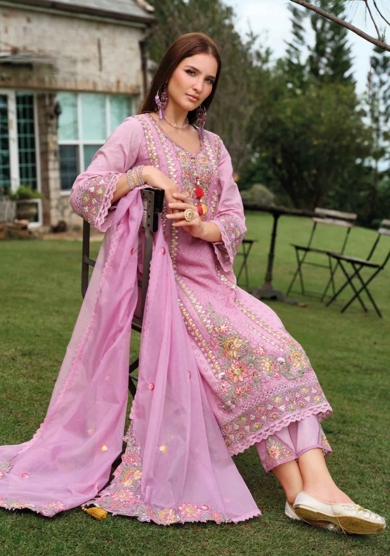 Soft Lilac Pink Premium Cotton Embroidered Ready-to-Wear Suit with Dupatta 🌸