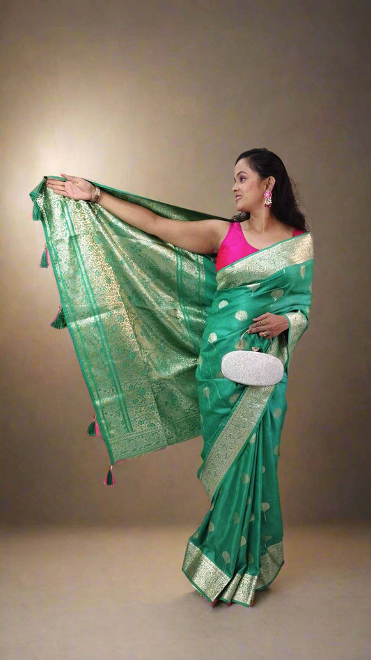 Exquisite Silk Saree with Intricate Full Zari Work