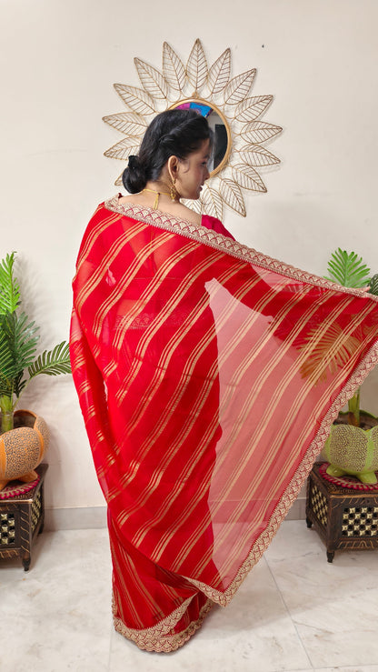 Elegant Chiffon Saree with Lace Border and Golden Prints