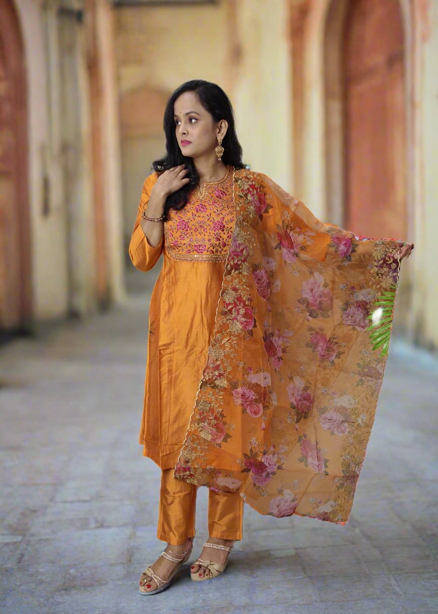 Embroidered Kurta Set with Organza Dupatta