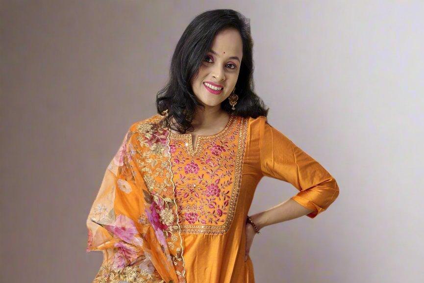 Embroidered Kurta Set with Organza Dupatta