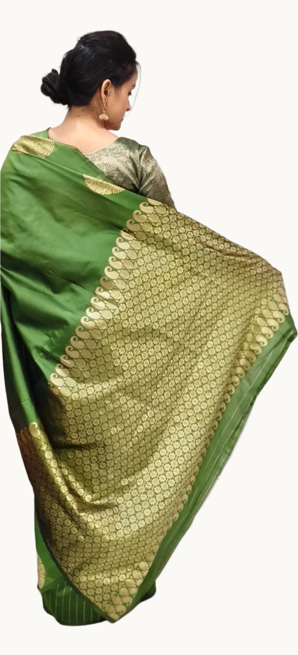 Banarasi Silk Sari with Blouse Piece – Kanjivaram Style