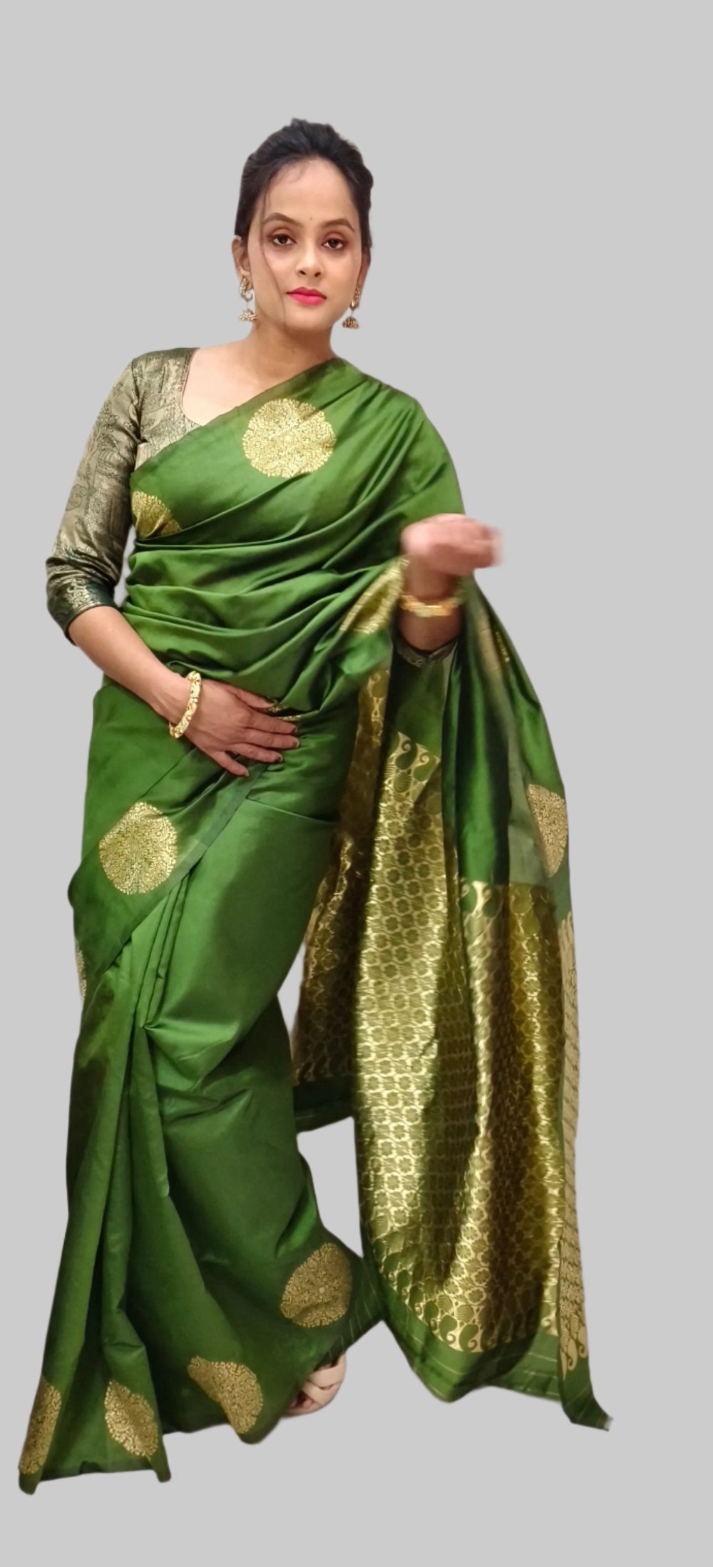 Banarasi Silk Sari with Blouse Piece – Kanjivaram Style